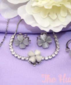 Opal White Clover, Fidget Jewelry